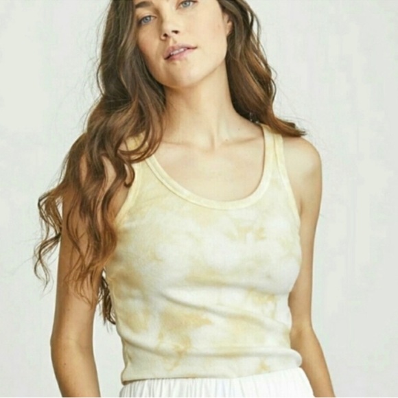 3/$19 Elizabeth and James ribbed tie dye stretch tank top - Picture 4 of 8